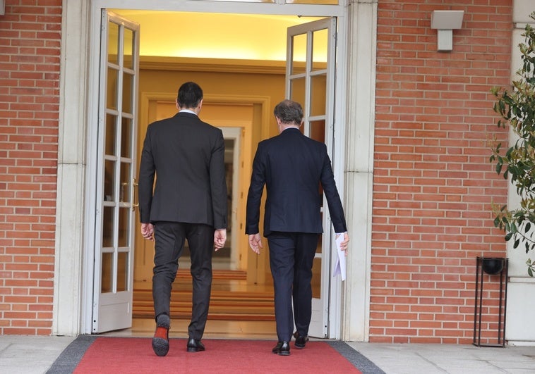 La mitad de los españoles considera que la sociedad está «rota» La mitad de los españoles considera que la sociedad está «rota»