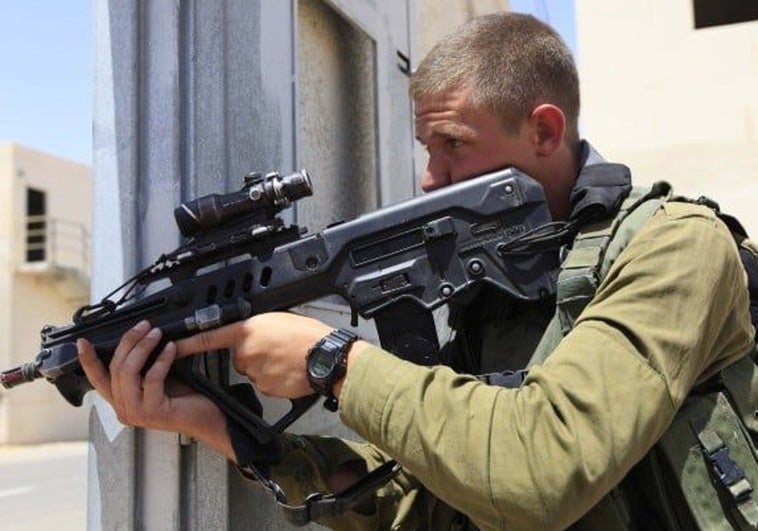 El arma secreta de Israel para su próxima ofensiva: «Este fusil es letal» El arma secreta de Israel para su próxima ofensiva: «Este fusil es letal»