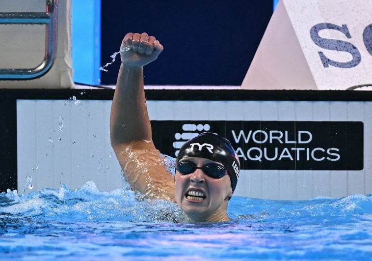 Katie Ledecky defiende su reinado en el 800 ante McIntosh en una igualadísima final Katie Ledecky defiende su reinado en el 800 ante McIntosh en una igualadísima final