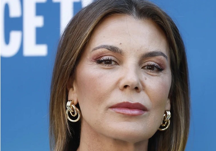 Las imágenes que Mar Flores jamás habría querido ver en una portada: «¡Esto el fin!» Las imágenes que Mar Flores jamás habría querido ver en una portada: «¡Esto el fin!»