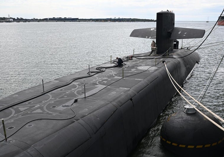 Trump ordena el envío de submarinos nucleares en respuesta a comentarios rusos «provocadores» Trump ordena el envío de submarinos nucleares en respuesta a comentarios rusos «provocadores»