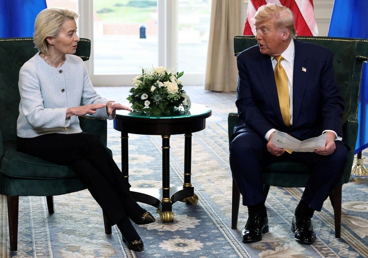 Trump exige el «regalo» de 600.000 millones que pactó con la UE o subirá los aranceles al 35% Trump exige el «regalo» de 600.000 millones que pactó con la UE o subirá los aranceles al 35%